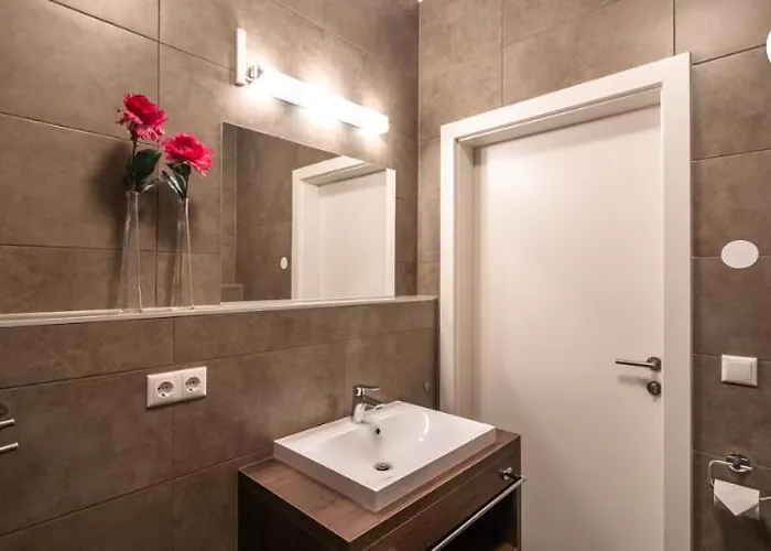 Stadtdomizil 10 سخلادميخ